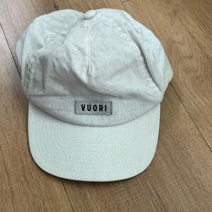 Vuori Cream Casual Cap